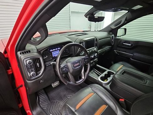 Used 2021 GMC Sierra 1500 AT4 w/ AT4 Premium Package AWD/4WD image 12