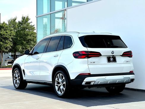 New 2026 BMW X5 xDrive40i w/ Premium Package AWD/4WD image 7