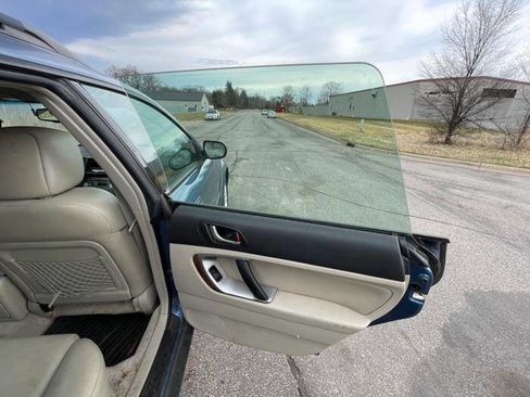 Used 2007 Subaru Outback 2.5i Limited AWD/4WD image 29