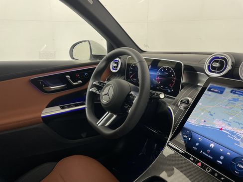New 2026 Mercedes-Benz GLC 300 image 10