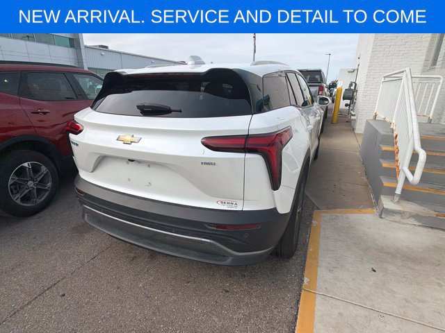 Used 2024 Chevrolet Blazer EV LT AWD/4WD image 7