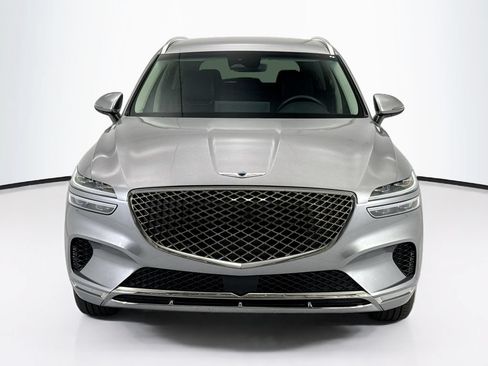 Used 2025 Genesis GV70 2.5T AWD/4WD image 2