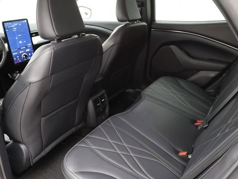 Used 2021 Ford Mustang Mach-E Select w/ Comfort/Appearance Package image 11