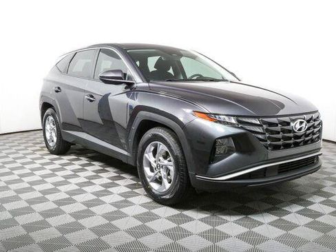 Used 2024 Hyundai Tucson SE FWD image 1