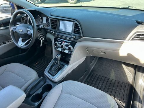 Used 2019 Hyundai Elantra SEL image 28