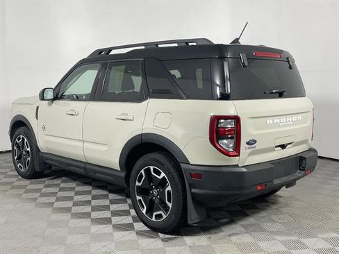Used 2024 Ford Bronco Sport Outer Banks w/ Tech Package image 5