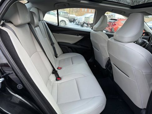 Used 2025 Toyota Camry XSE image 16