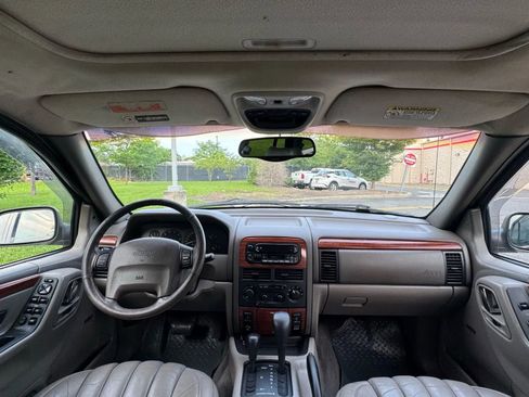Used 1999 Jeep Grand Cherokee Limited image 26
