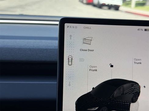 Used 2024 Tesla Model 3 Standard Range image 18