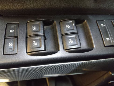 Used 2015 Chevrolet Silverado 1500 LTZ Z71 w/ LTZ Plus Package image 27