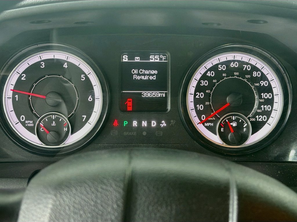 Used 2019 RAM 1500 Classic SLT AWD/4WD image 12