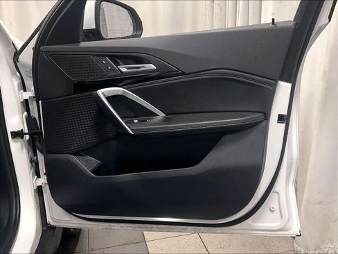 Used 2023 BMW X1 xDrive28i image 12