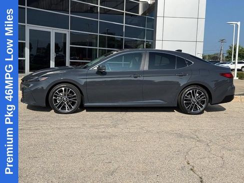 Used 2026 Toyota Camry XLE w/ Premium Package FWD image 6