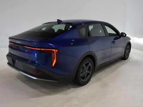 Used 2025 Kia K4 FWD image 4