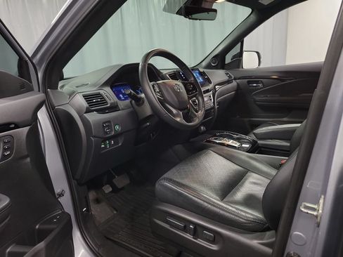 Used 2019 Honda Passport Touring image 12