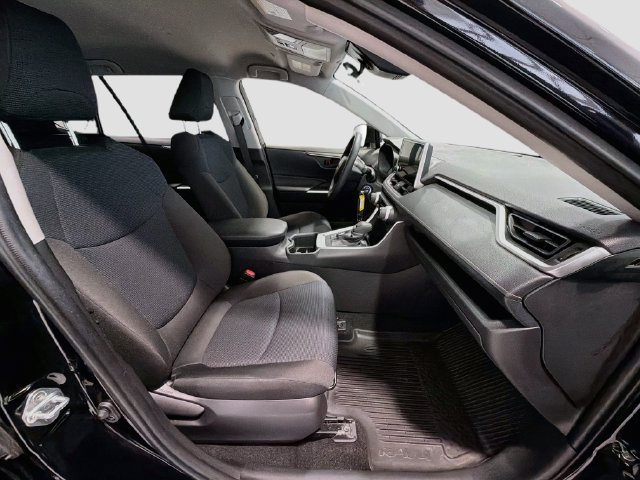 Certified 2025 Toyota RAV4 LE AWD/4WD image 23