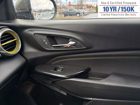Used 2024 Chevrolet Trax LT w/ Driver Confidence Package image 25