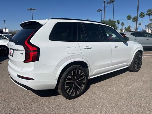 New 2026 Volvo XC90 B6 Ultra w/ Protection Package image 3
