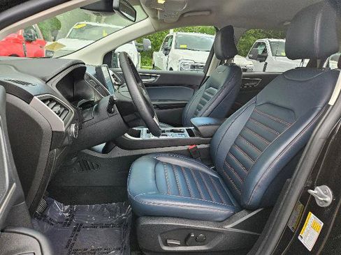 Certified 2022 Ford Edge SEL w/ Sport Appearance Package image 16