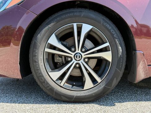 Used 2021 Nissan Sentra SV FWD image 40