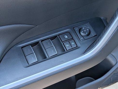 Used 2025 Toyota RAV4 XLE FWD image 11