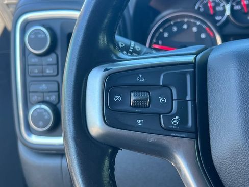 Used 2022 Chevrolet Silverado 1500 LT AWD/4WD image 26