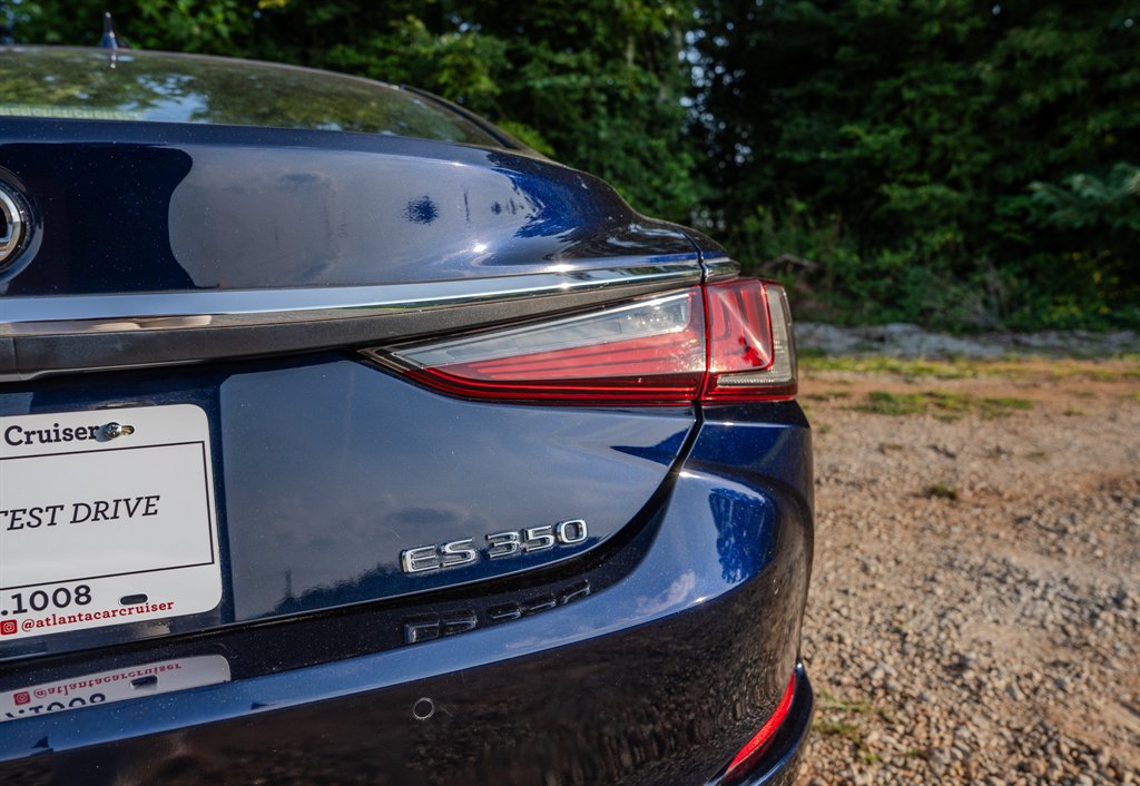 Used 2019 Lexus ES 350 w/ Premium Package FWD image 11