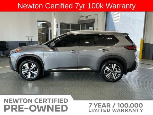 Used 2021 Nissan Rogue SL FWD image 3