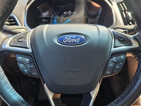 Used 2015 Ford Edge Titanium AWD/4WD image 24