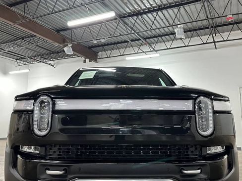 Used 2022 Rivian R1T Adventure AWD/4WD image 3