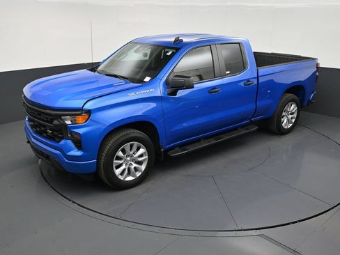 Used 2026 Chevrolet Silverado 1500 Custom RWD image 12
