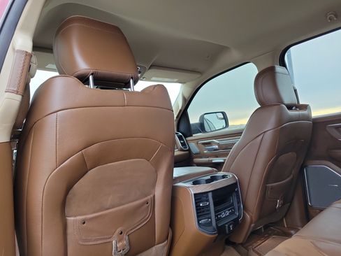 Used 2021 RAM 1500 Limited image 12