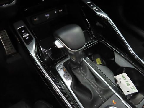 Used 2023 Kia Sorento SX Prestige image 15