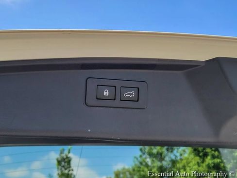 Used 2022 Subaru Outback Limited w/ Popular Package #2 AWD/4WD image 29