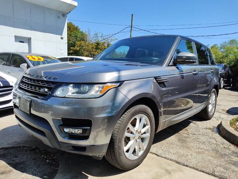 Used 2015 Land Rover Range Rover Sport SE image 4