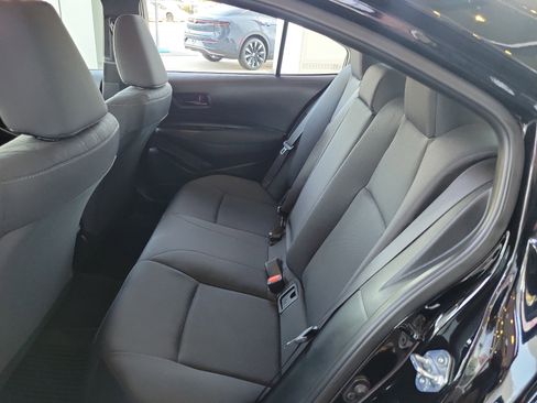 Certified 2025 Toyota Corolla LE image 27