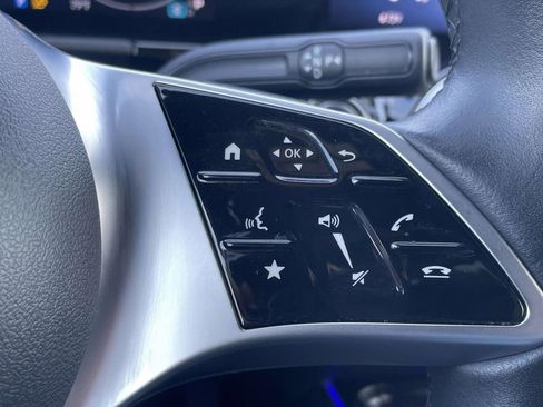 Used 2025 Mercedes-Benz GLA 250 4MATIC image 22