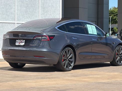 Used 2018 Tesla Model 3 Long Range AWD/4WD image 4