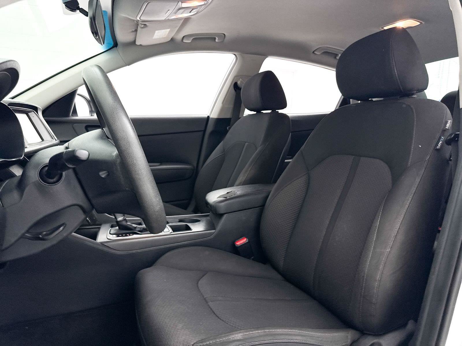 Used 2018 Kia Optima LX FWD image 18
