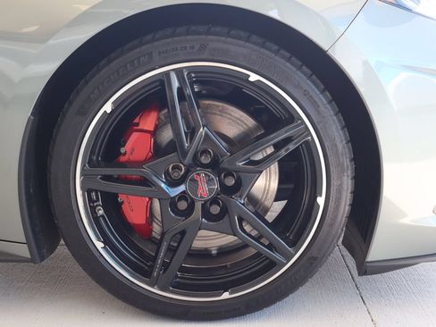 Used 2023 Chevrolet Corvette Stingray Preferred Cpe w/ Z51 Performance Package RWD image 12