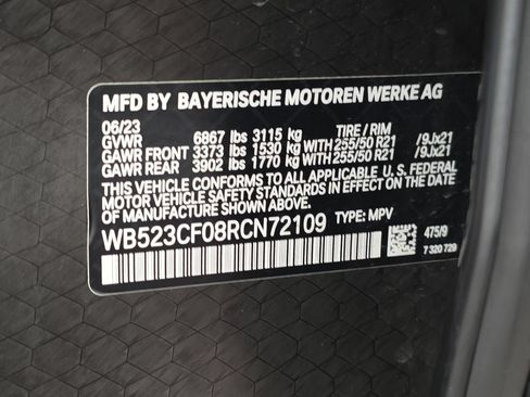 Used 2024 BMW iX xDrive50 w/ Premium Package AWD/4WD image 34
