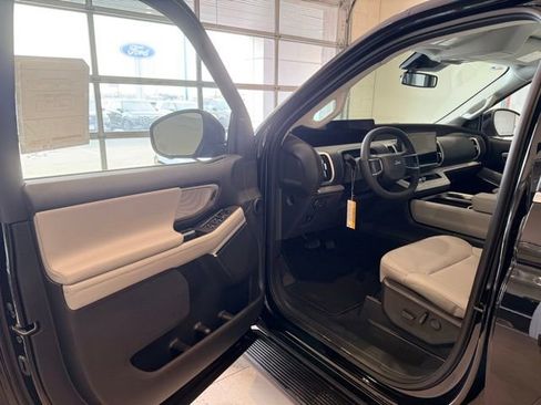 New 2026 Ford Expedition Max Active image 13