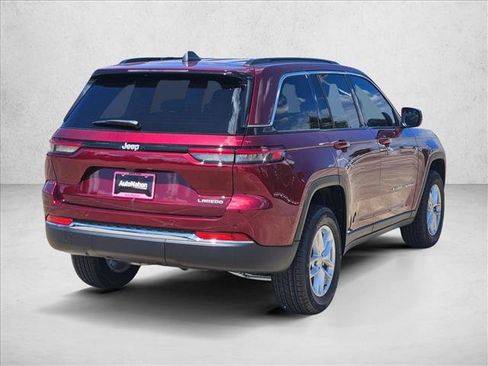 New 2025 Jeep Grand Cherokee Laredo X image 5