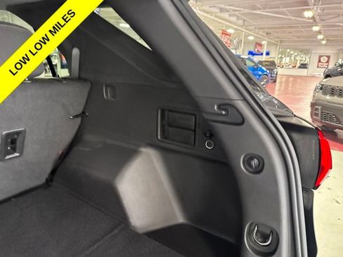 Used 2023 Chevrolet Equinox LT AWD/4WD image 33