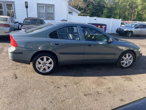 Used 2002 Volvo S60 2.4T AWD/4WD image 6