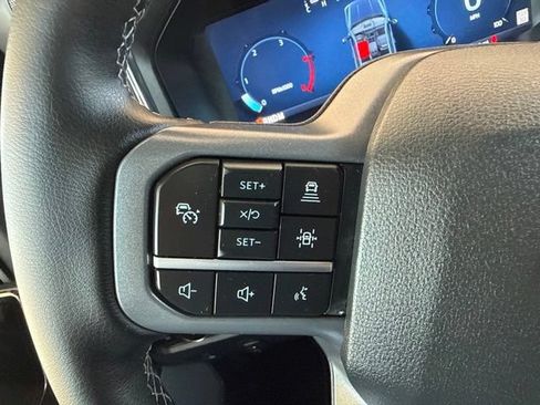 Used 2025 Ford F250 Lariat w/ Lariat Ultimate Package AWD/4WD image 18