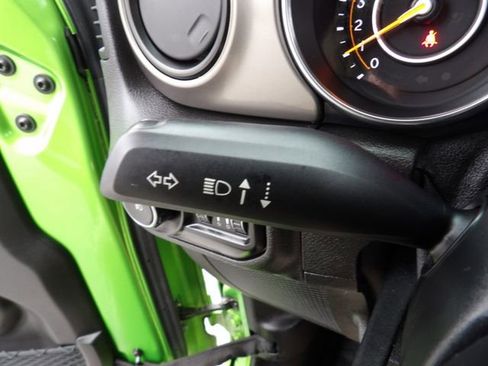 Used 2019 Jeep Wrangler Sport image 29