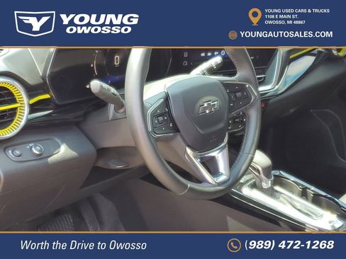 Certified 2025 Chevrolet Trax ACTIV w/ Driver Confidence Package FWD image 9