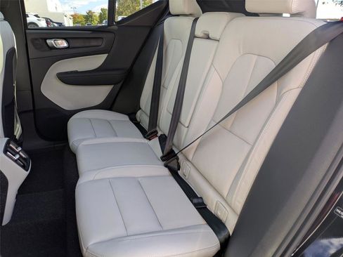 New 2026 Volvo XC40 B5 Ultra w/ Protection Package Premier image 15