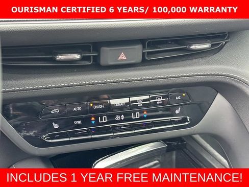 Used 2023 Buick Envision Essence w/ Sport Touring Package AWD/4WD image 27